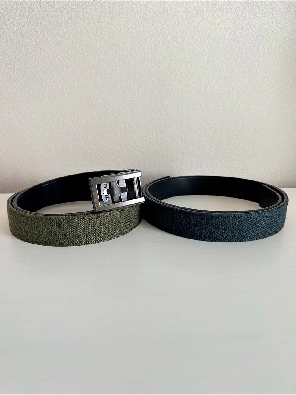 Anson belts 2-straps (Gray & Green) on Buckle (gunmetal gray)